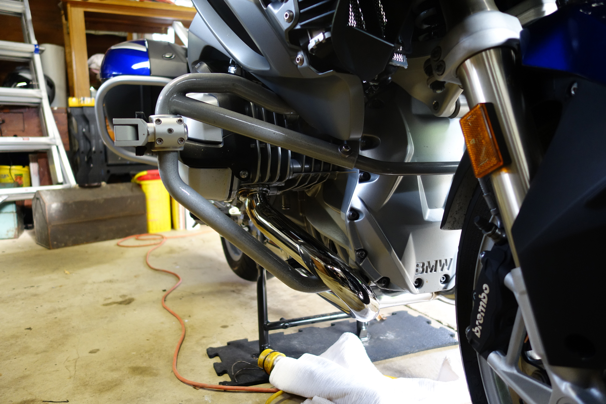 Iliumworks or Wunderlich R1200RTW crash bars? BMW Luxury Touring